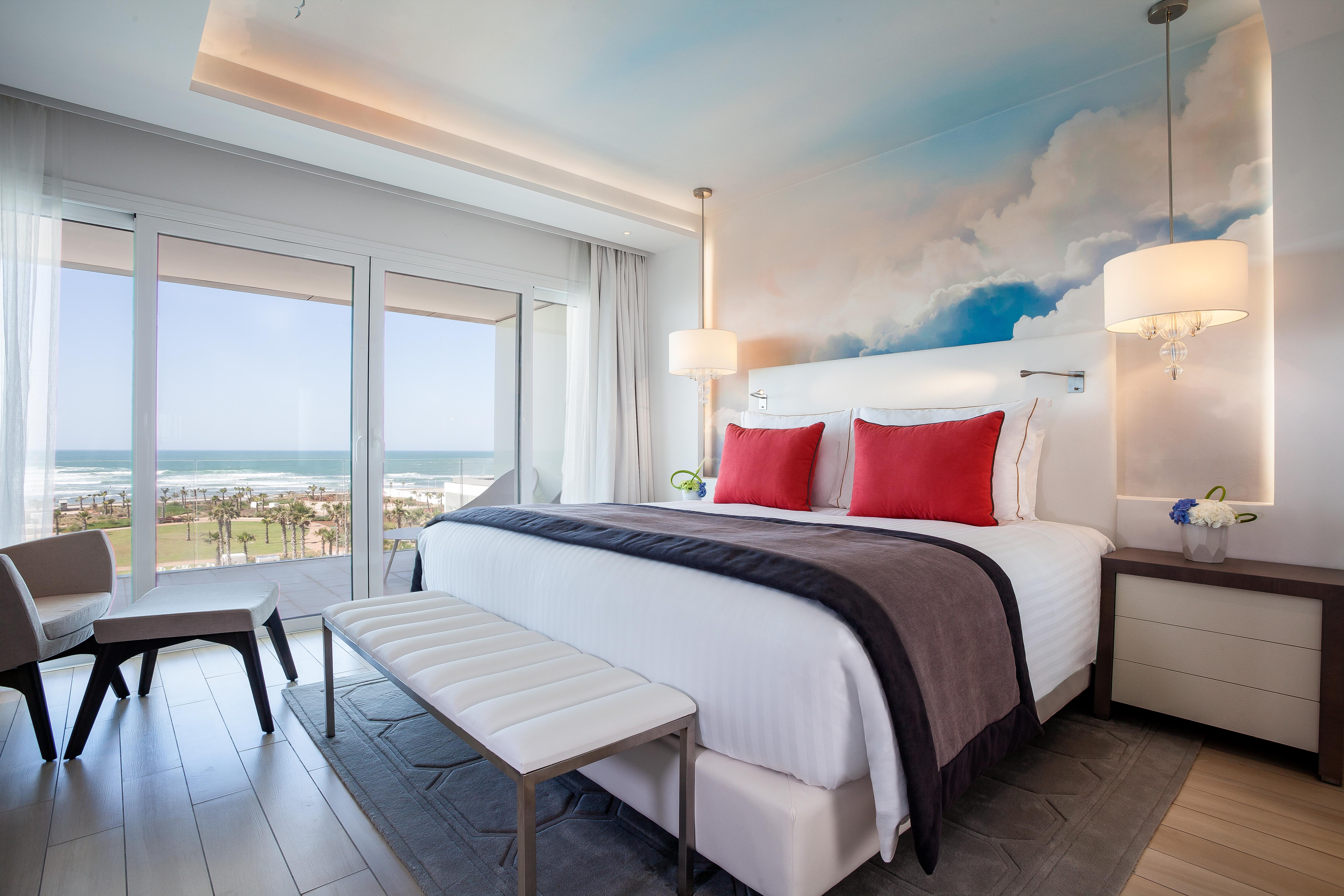 The View Bouznika Hotel Екстериор снимка A bedroom at The Pearl