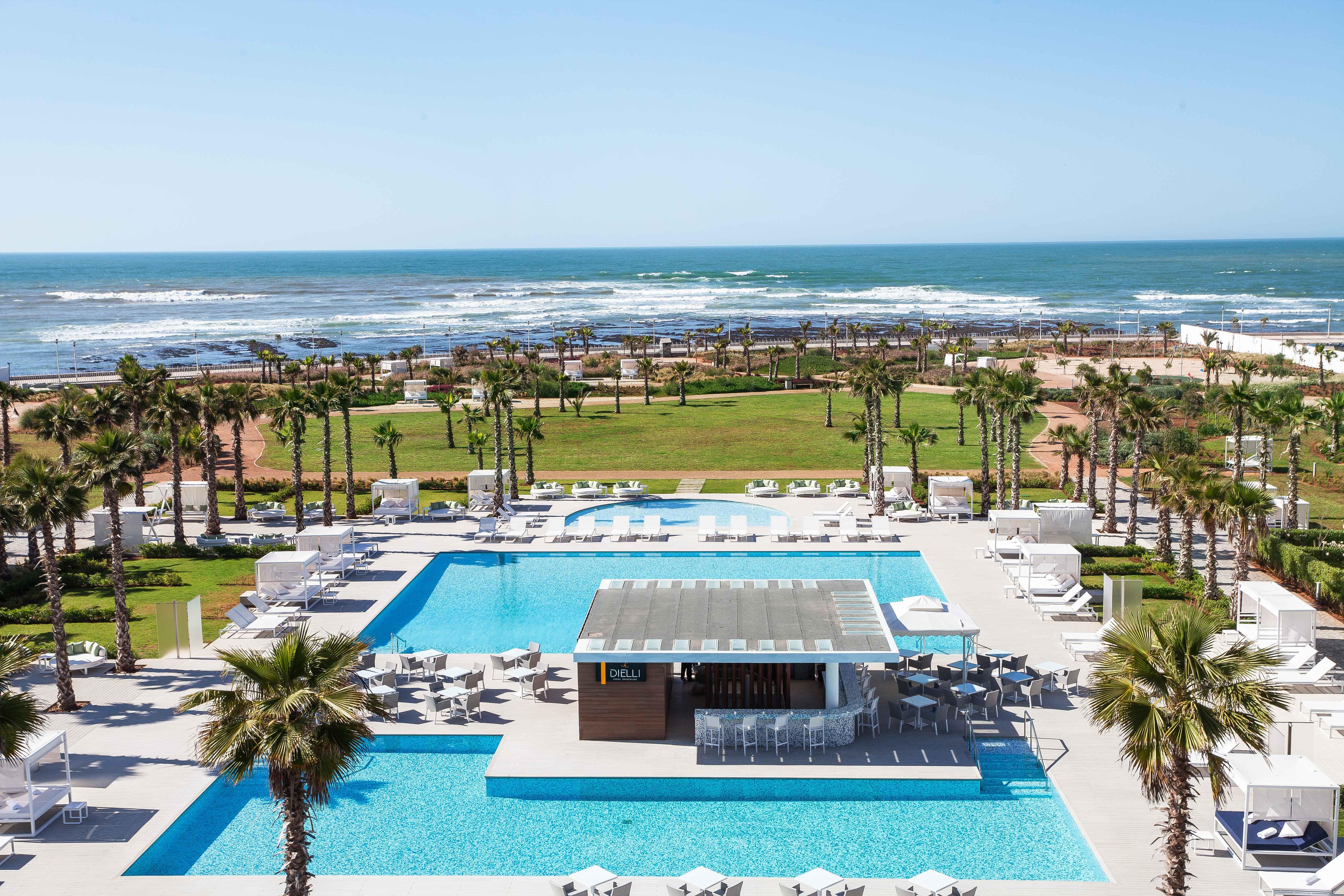 The View Bouznika Hotel Екстериор снимка The pool at the Hilton Tel Aviv