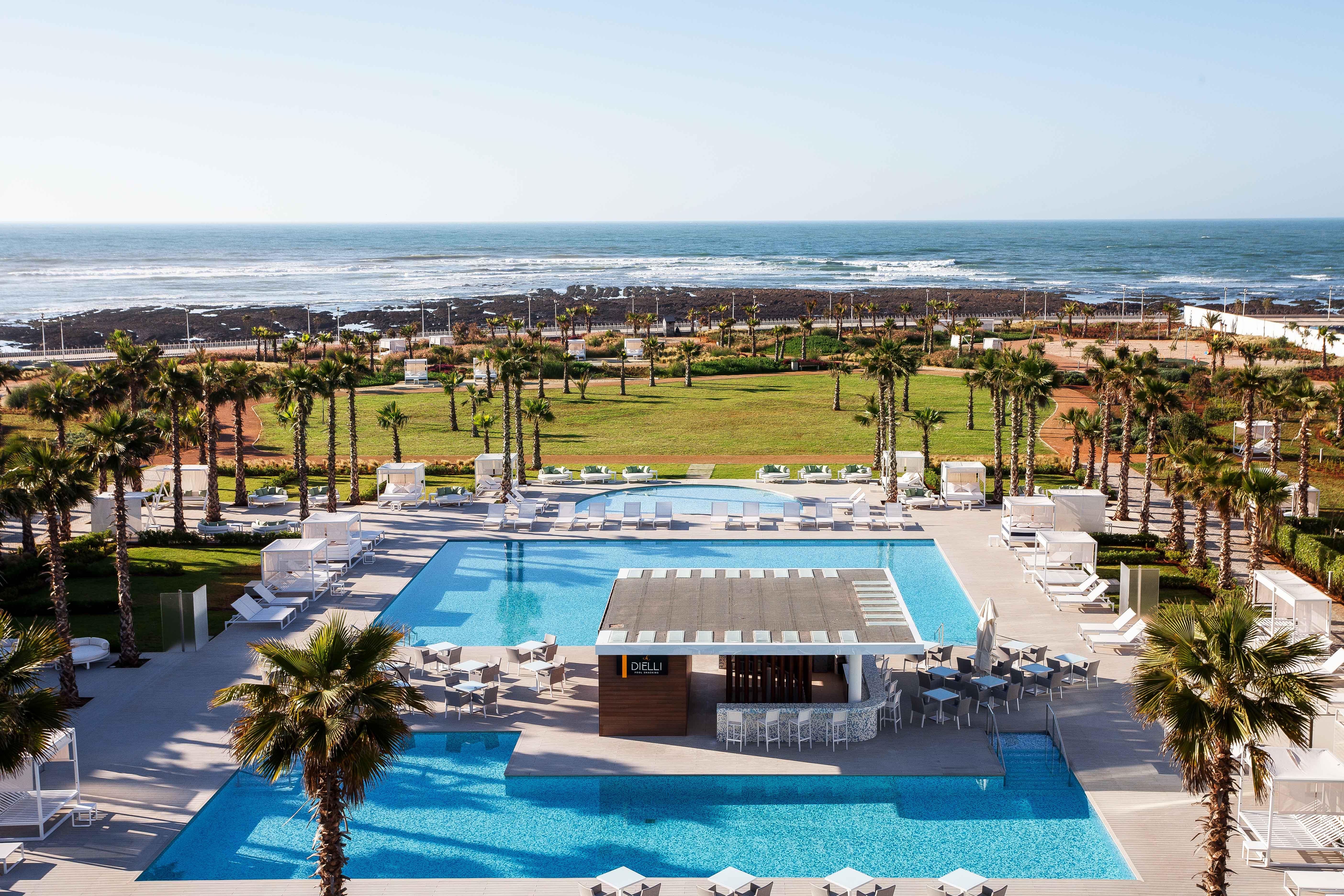 The View Bouznika Hotel Екстериор снимка The pool at the Royal Mirage Hotel